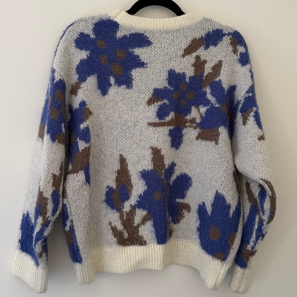 FRNCH Oversized Floral Sweater - Picture 5 of 5